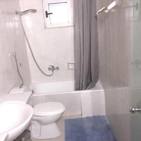 Chic Seaside In - 60 Sqm - Sea View 아파트 Akrogiali