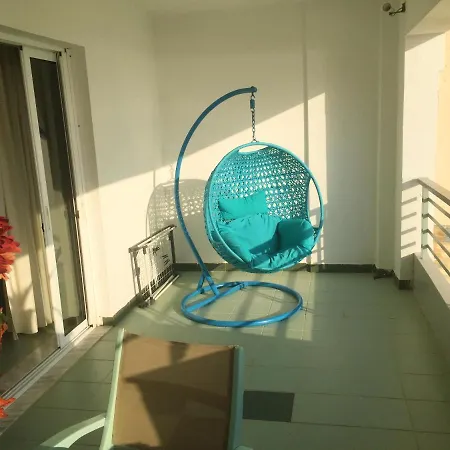 Chic Seaside In - 60 Sqm - Sea View *