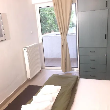 Chic Seaside In - 60 Sqm - Sea View 아파트 Akrogiali