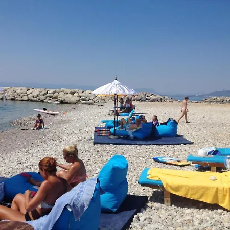 Chic Seaside In - 60 Sqm - Sea View 아파트 *