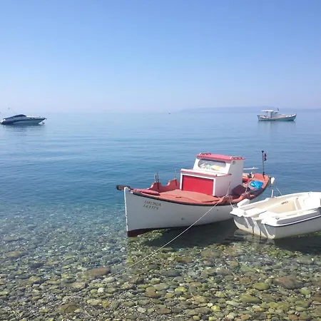 Chic Seaside In - 60 Sqm - Sea View *