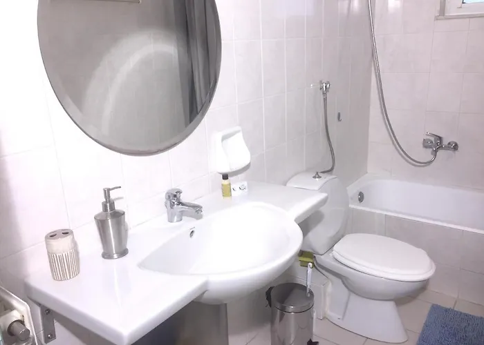 Chic Seaside In - 60 Sqm - Sea View Apartamento Akrogiali