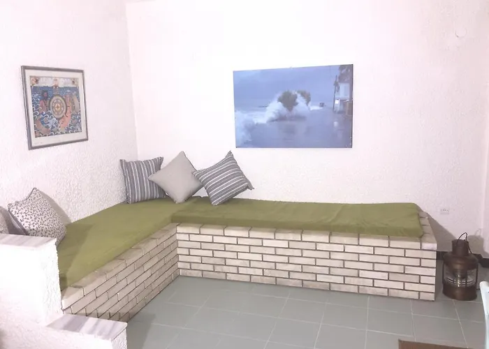 Chic Seaside In - 60 Sqm - Sea View Akrogiali